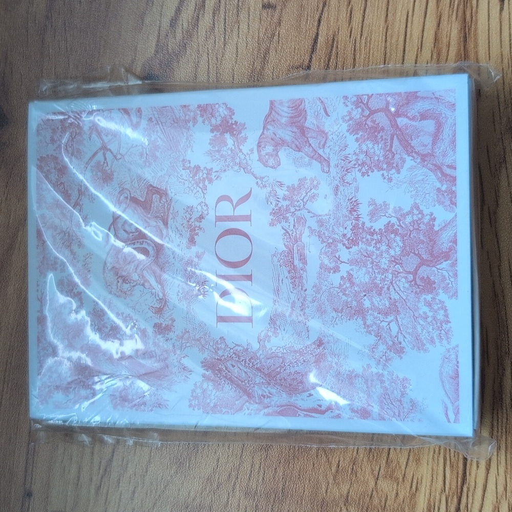 NWT Dior Pink and White Notepad Set - Picture 3 of 4